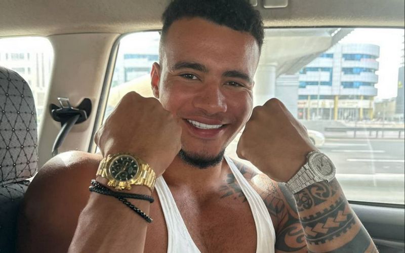 HSTIKKYTOKKY: The UK Banner Merging Fitness, Boxing, and Busy Kick Streams HSTIKKYTOKKY: The UK Banner Merging Fitness, Boxing, and Busy Kick Streams